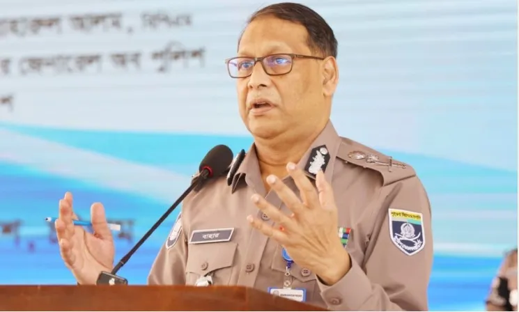 পদত্যাগপত্র জমা দিয়েছেন আইজিপি